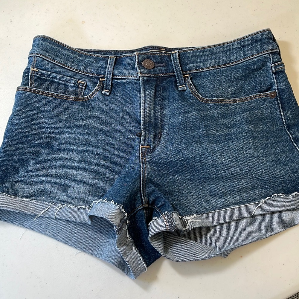 Abercrombie and finch denim shorts